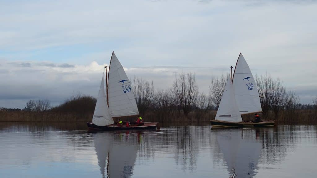 Zeilen in winter op pean